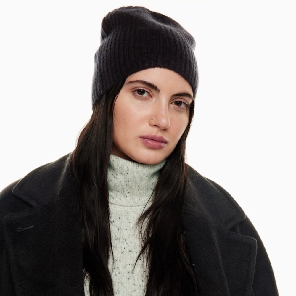 Aritzia Babaton 100% Cashmere Beanie Hat Black Winter Snow NEW with Tags